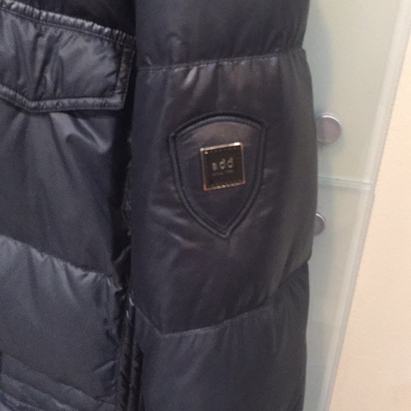 Add Down coat - Picture 3 of 7